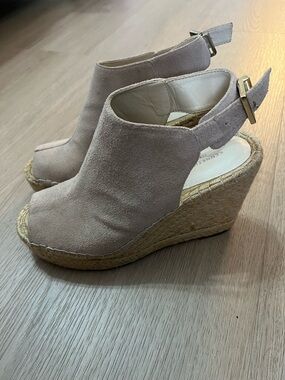 Kenneth Cole Beige Suede Espadrille Wedge Sandals